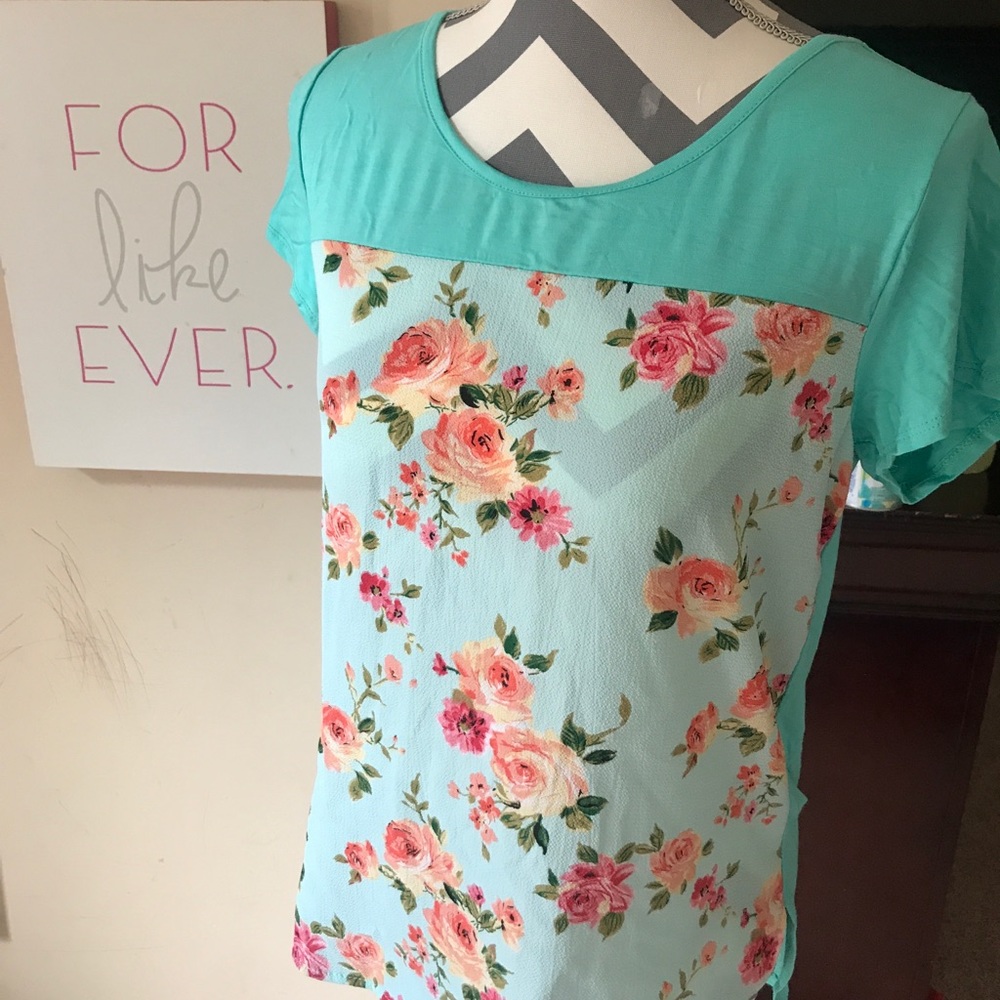 Honey and lace shirt